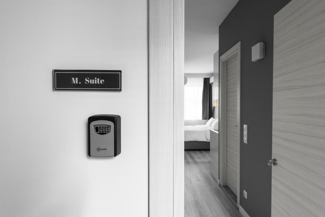 M&F Luxury Suites M Suite Salonicco Esterno foto