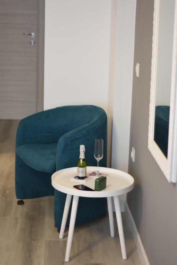 M&F Luxury Suites M Suite Salonicco Esterno foto